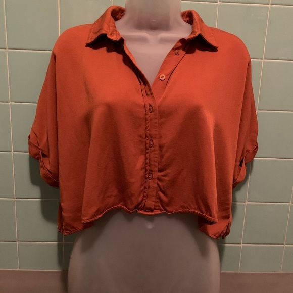 Orange crop top - Picture 6 of 6